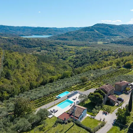 Casa Mille Olivi - Peaceful View House, Private 50m2 Pool, Near Motovun 布泽特